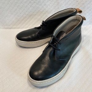 Clark originals black leather sz6.5